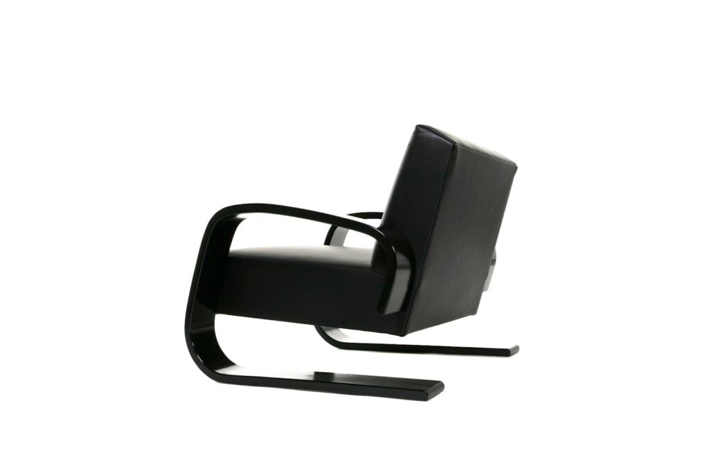 400 "Tank" Armchair