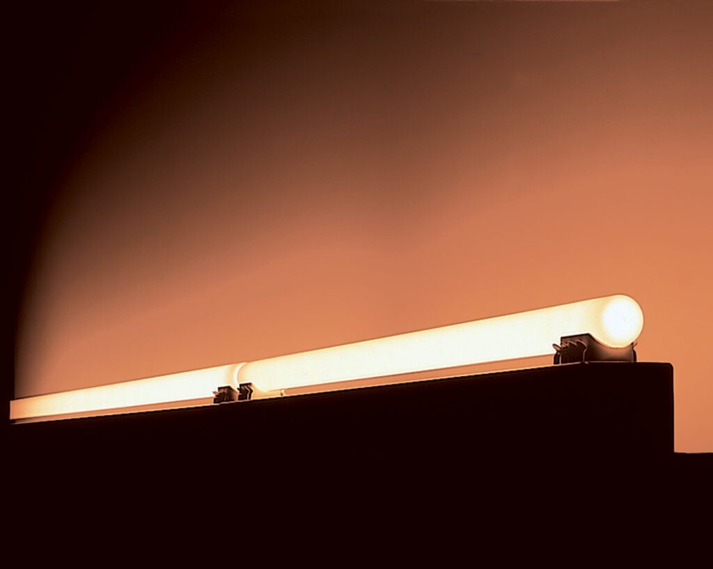 Seamlessline Fluorescent