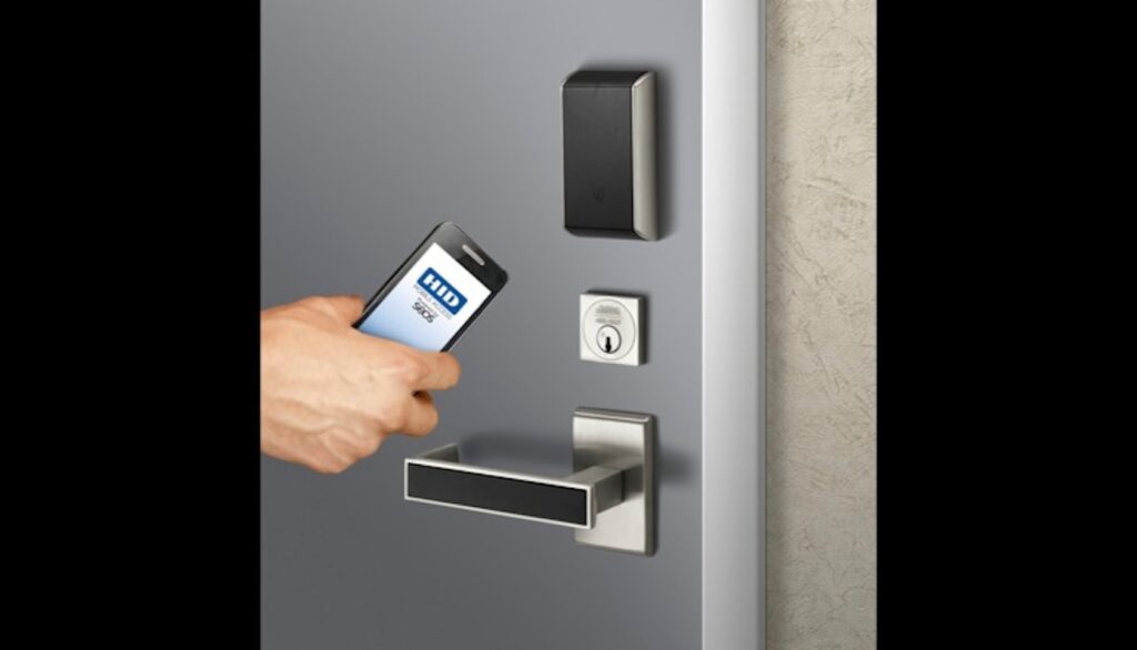 IN120 WiFi Lock with HID Mobile Access Support