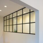 Glass partitioning system 3530