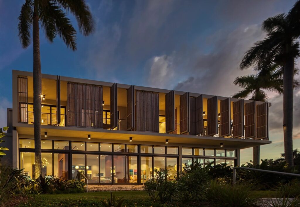 A Brazilian Modernism-Infused Facade System