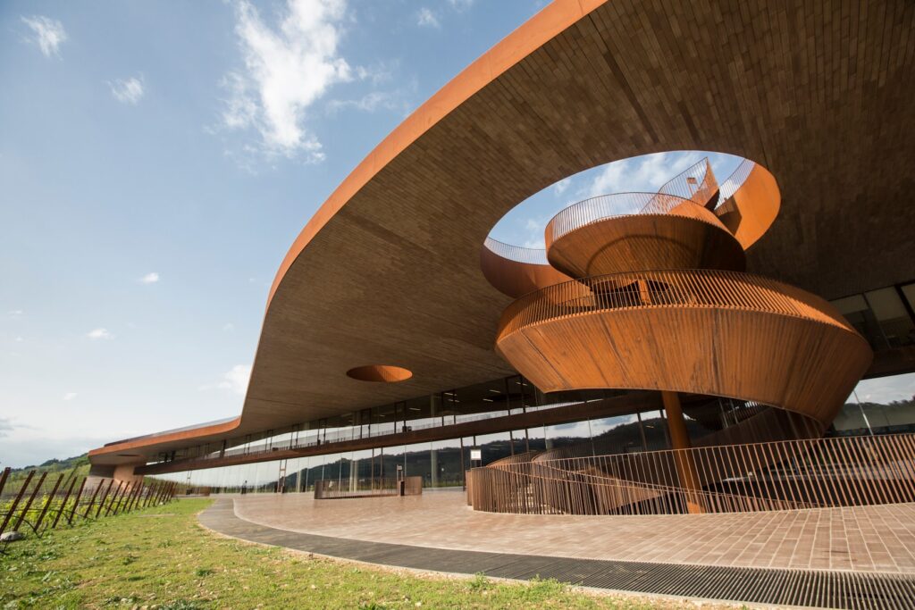 ANTINORI VINEYARD TUSCANY - LITOS TERRACOTTA SANNINI
