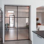 Glass partitioning system 3530