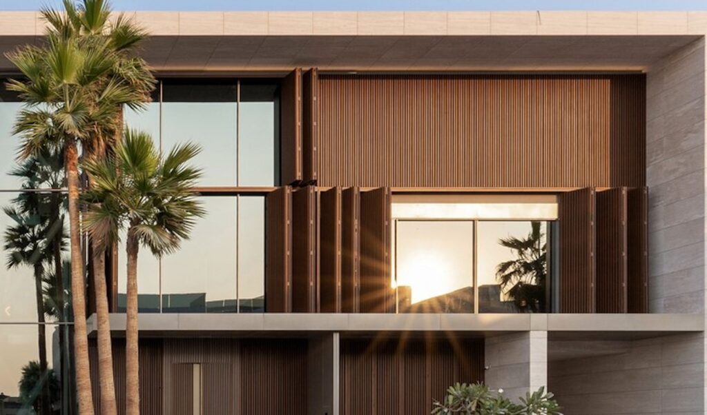 MOTION 10010 - Kinetic Façade Horizontal Folding Shading